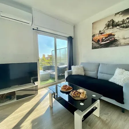 Terrasse Ensoleillee Au Dernier Etage * Καν-συρ-Μερ